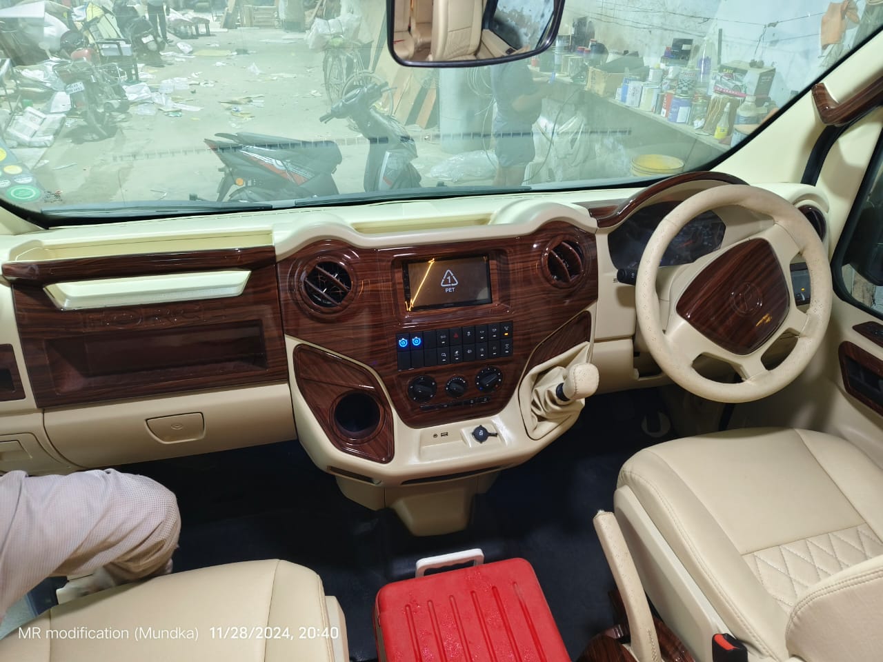 Dashboard inside a Force Urbania