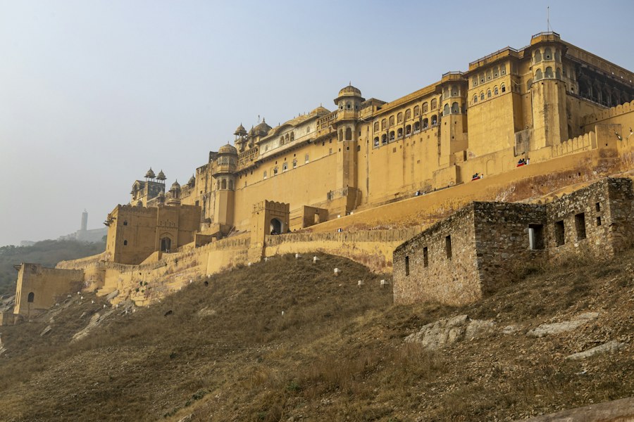 Taxi Hire For Rajasthan Forts & Palaces Tour