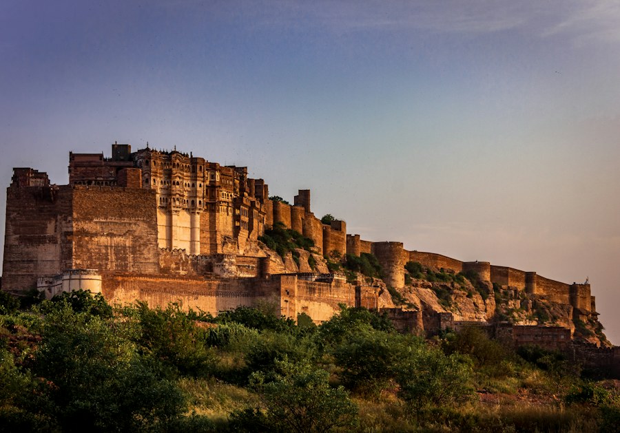 Taxi Hire For Rajasthan Cultural Tour